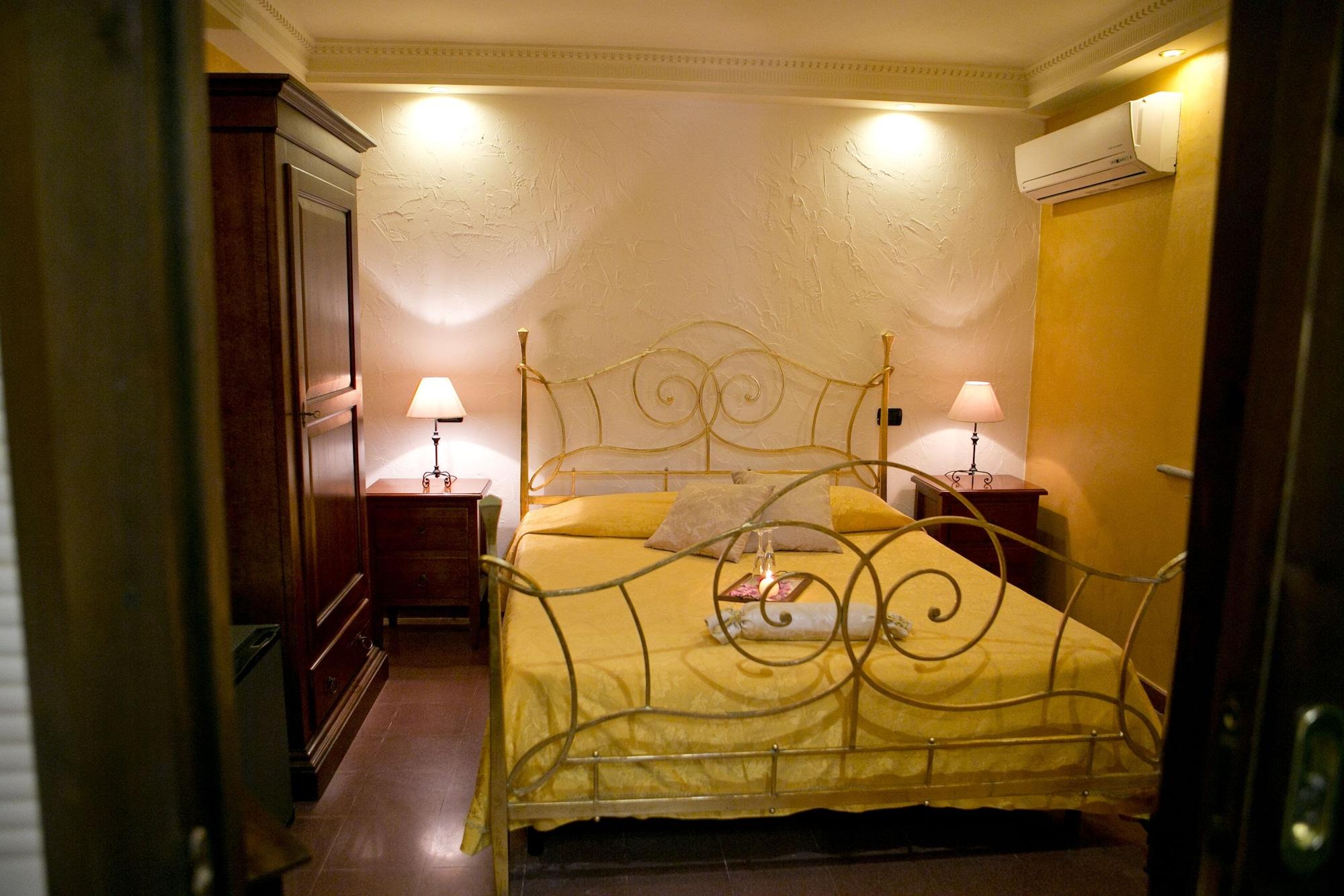 Hotel Villa Antica Tropea Esterno foto